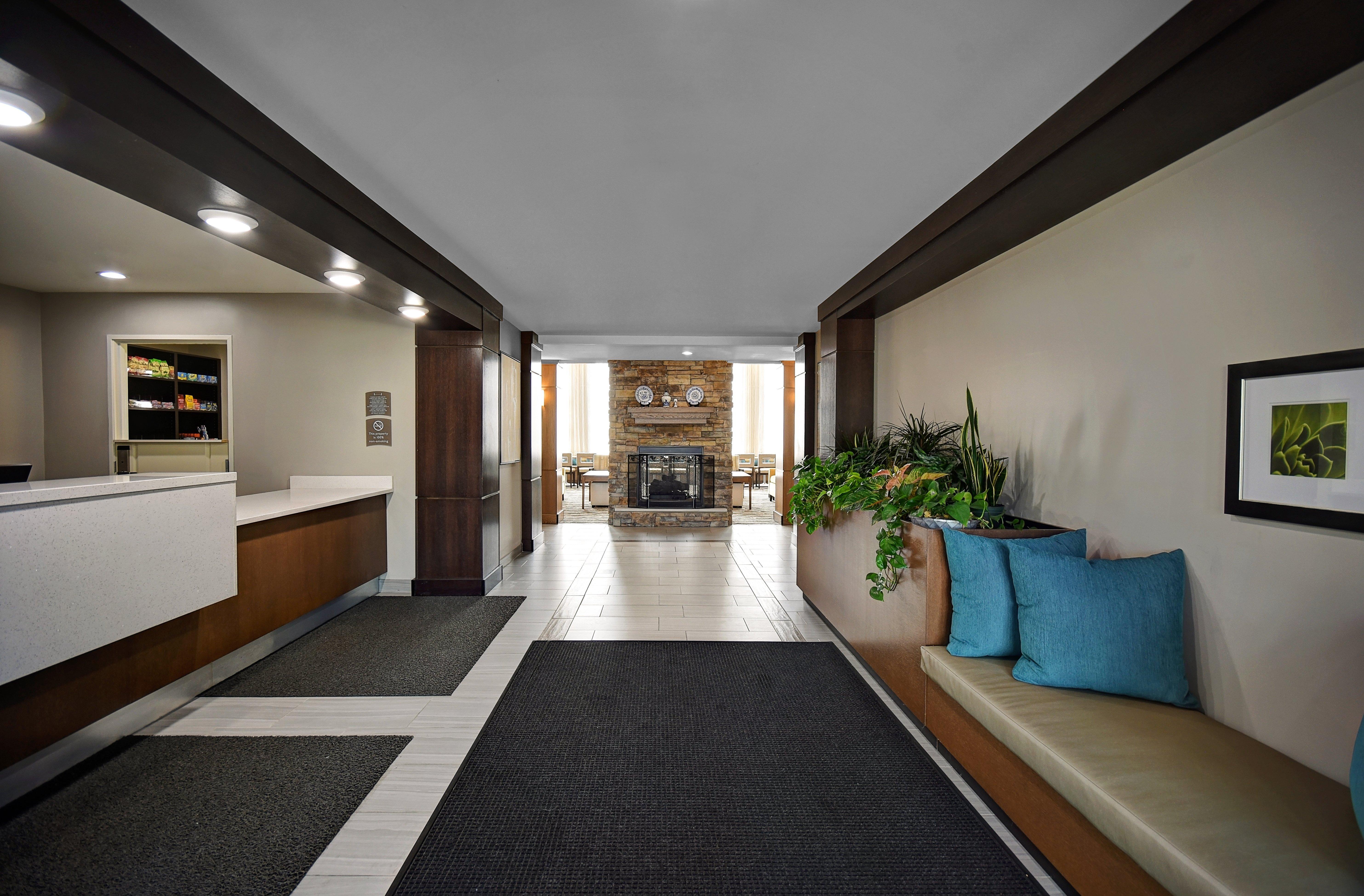 Staybridge Suites - Holland By Ihg Exterior photo