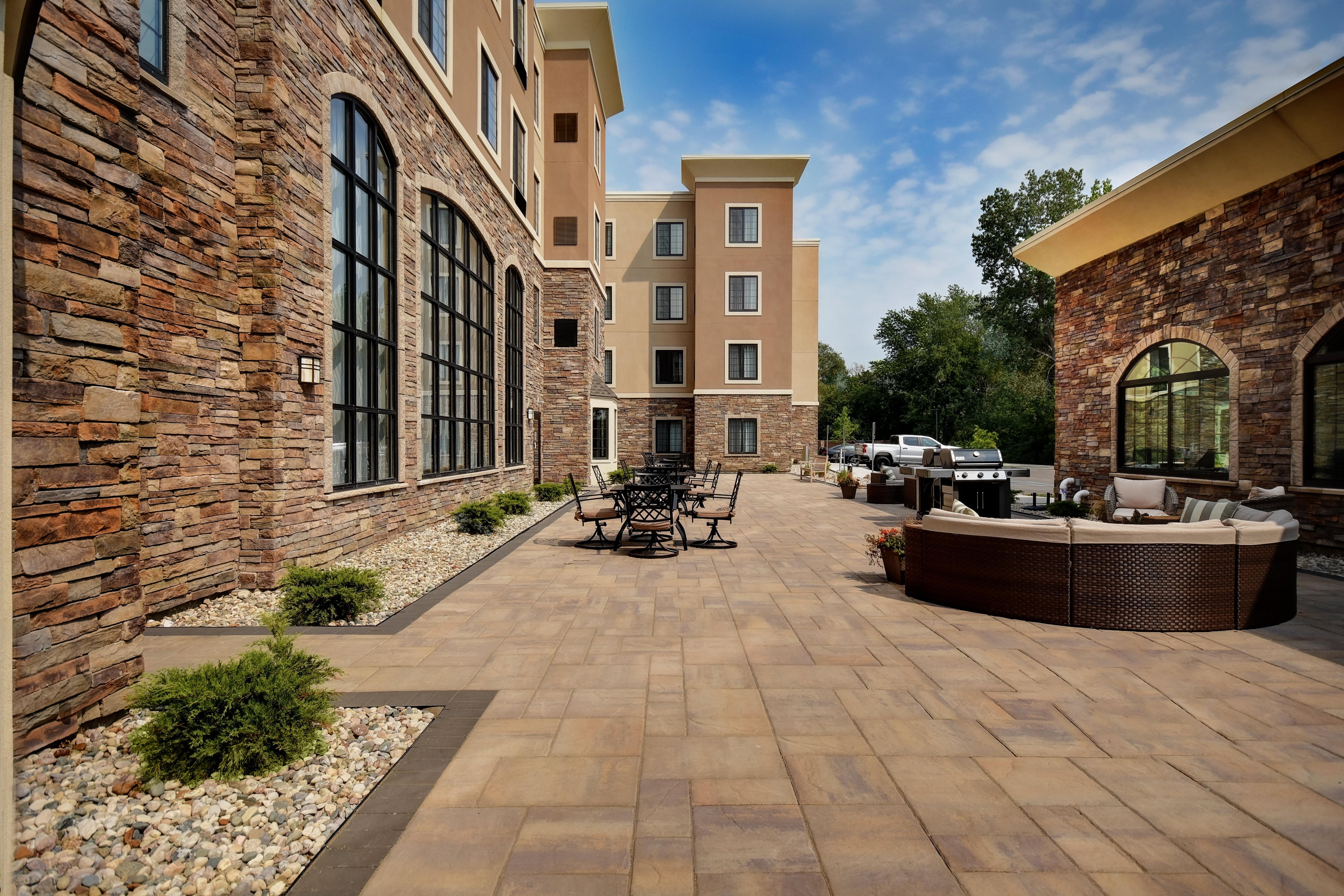 Staybridge Suites - Holland By Ihg Exterior photo