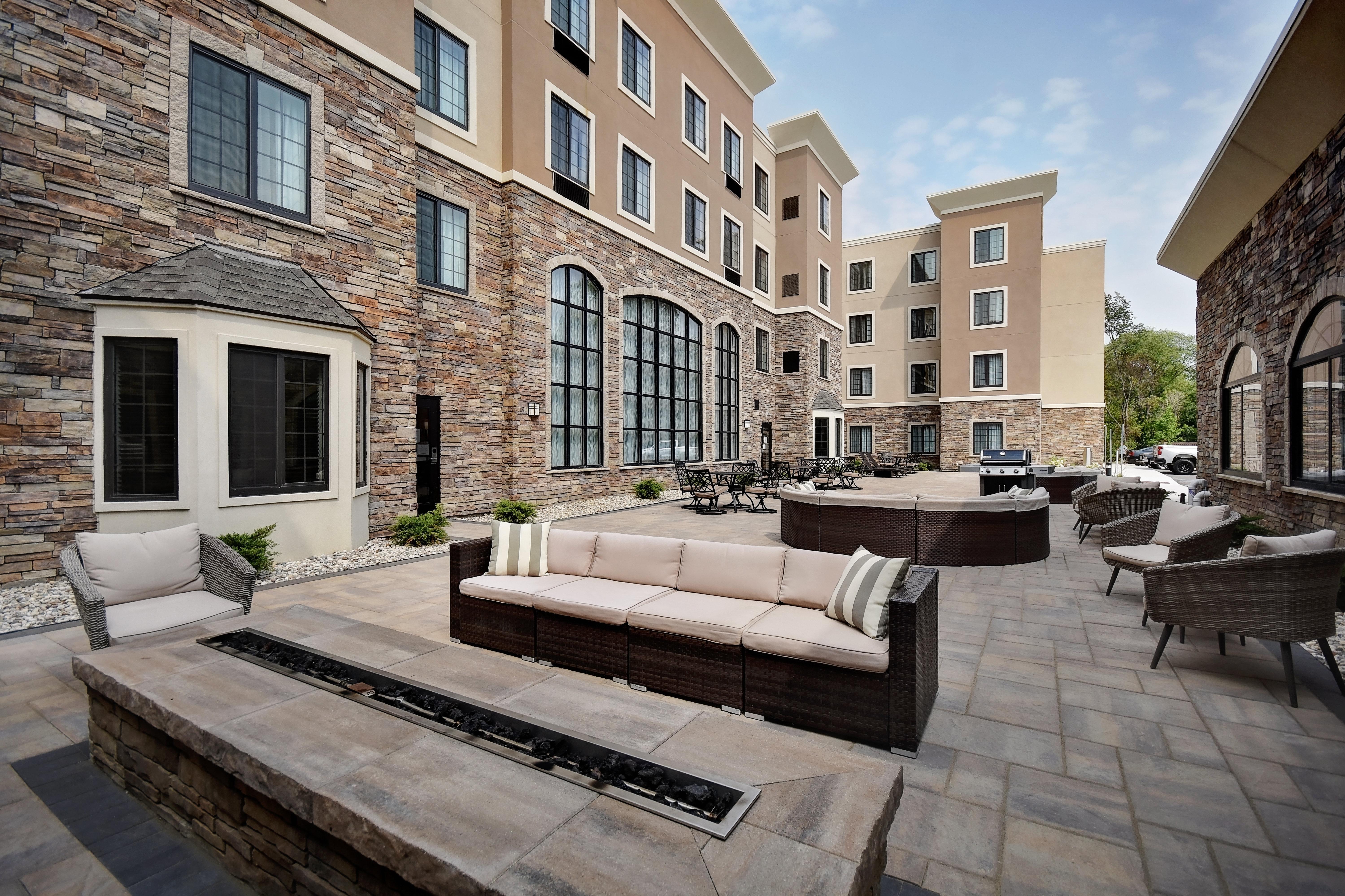 Staybridge Suites - Holland By Ihg Exterior photo