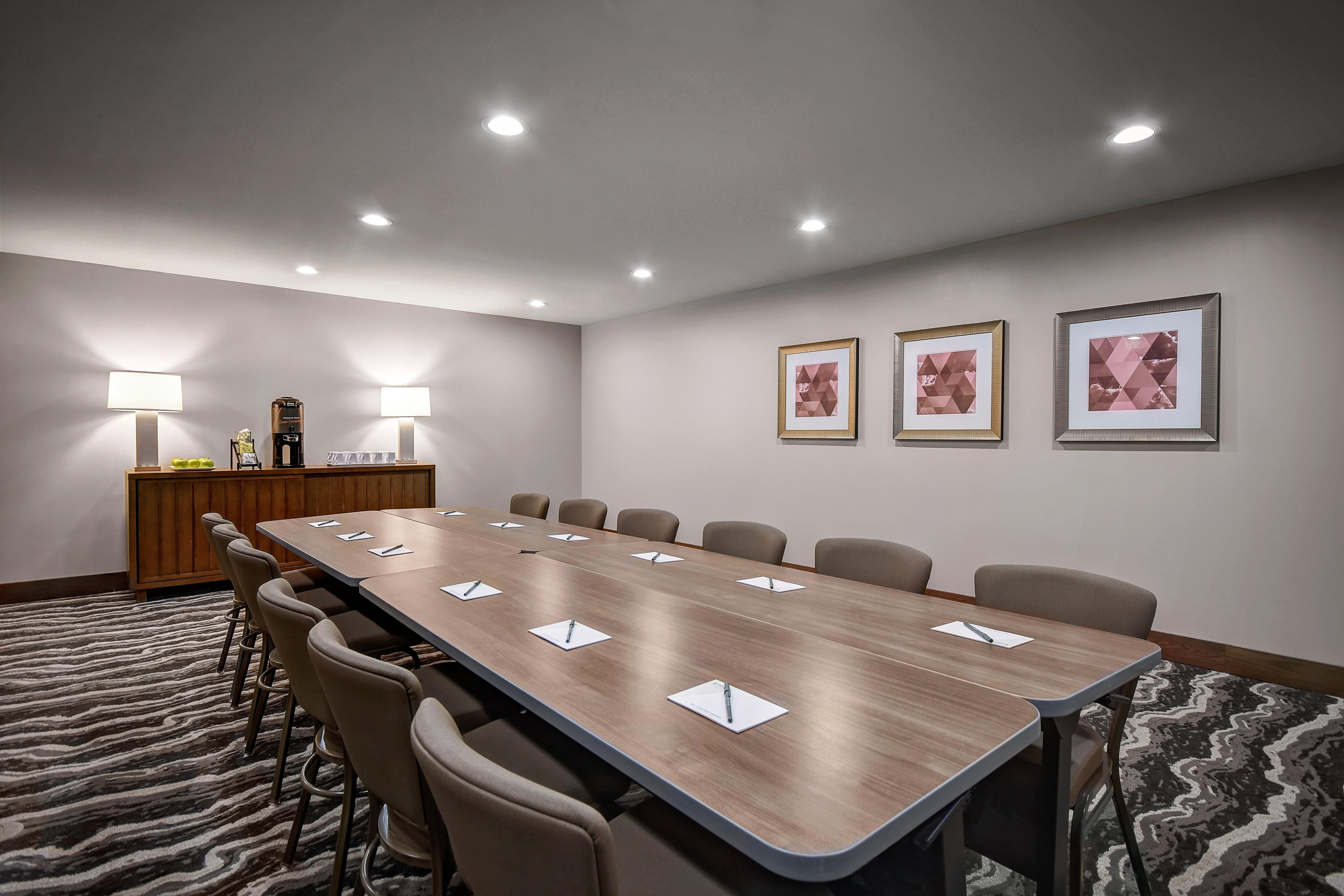 Staybridge Suites - Holland By Ihg Exterior photo