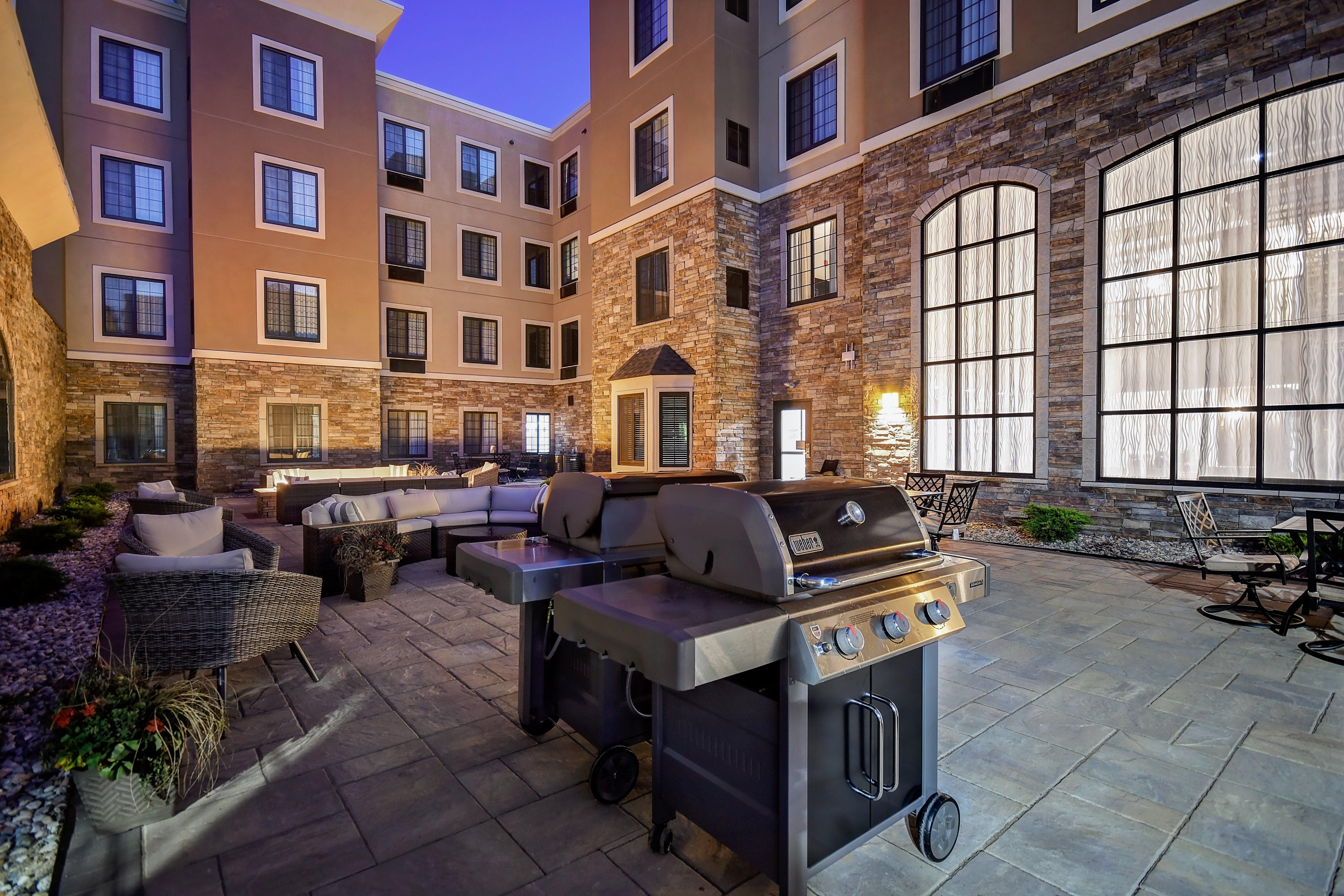 Staybridge Suites - Holland By Ihg Exterior photo